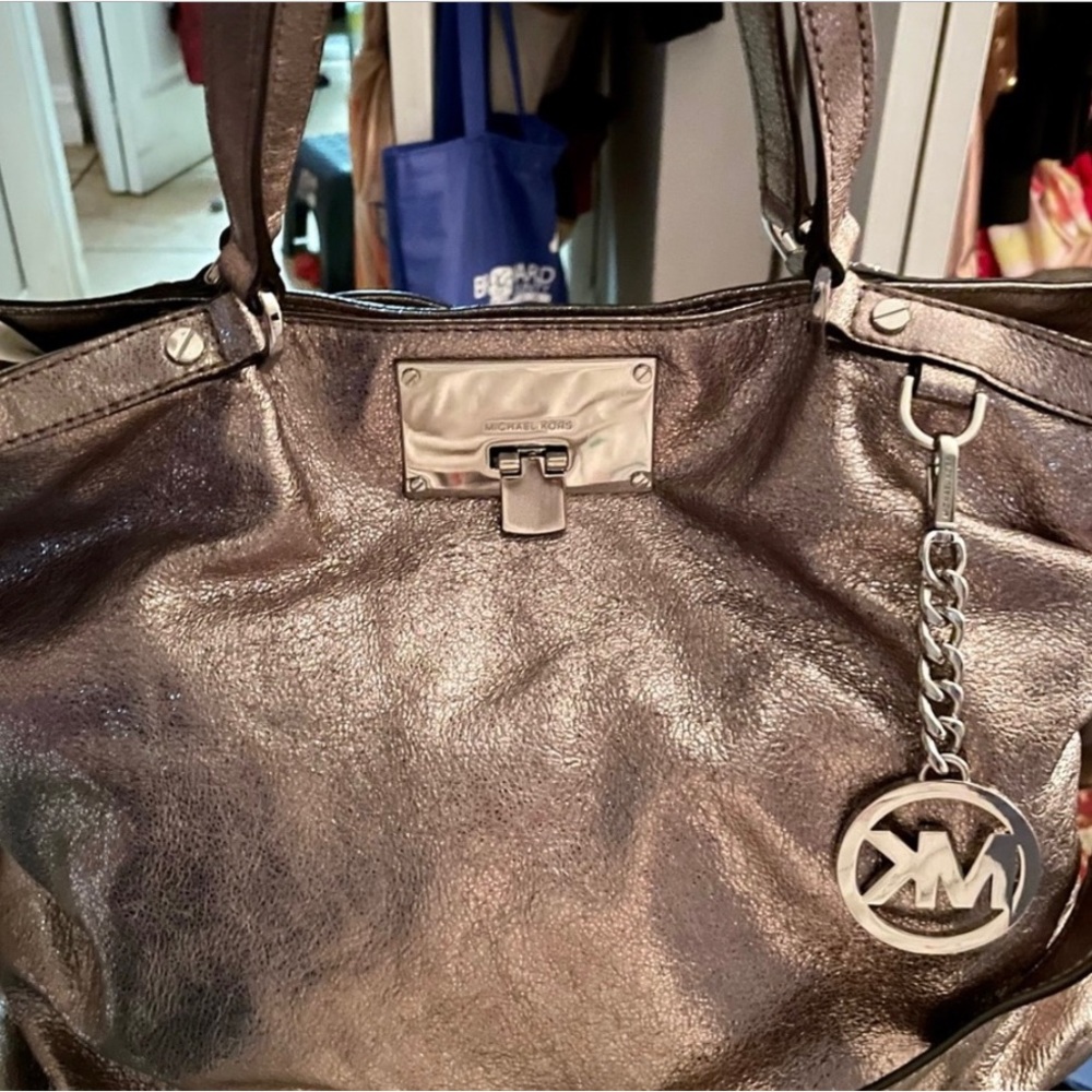 Michael Kors shoulders bag